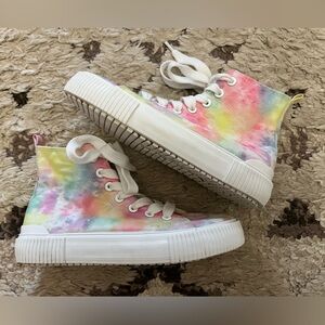 Cat & Jack Multicolor Tie-Dye Kids Sneakers